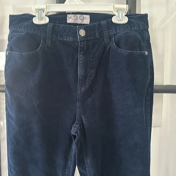 We the free navy corduroy raw hem pants (29) 🌿 - Picture 2 of 7